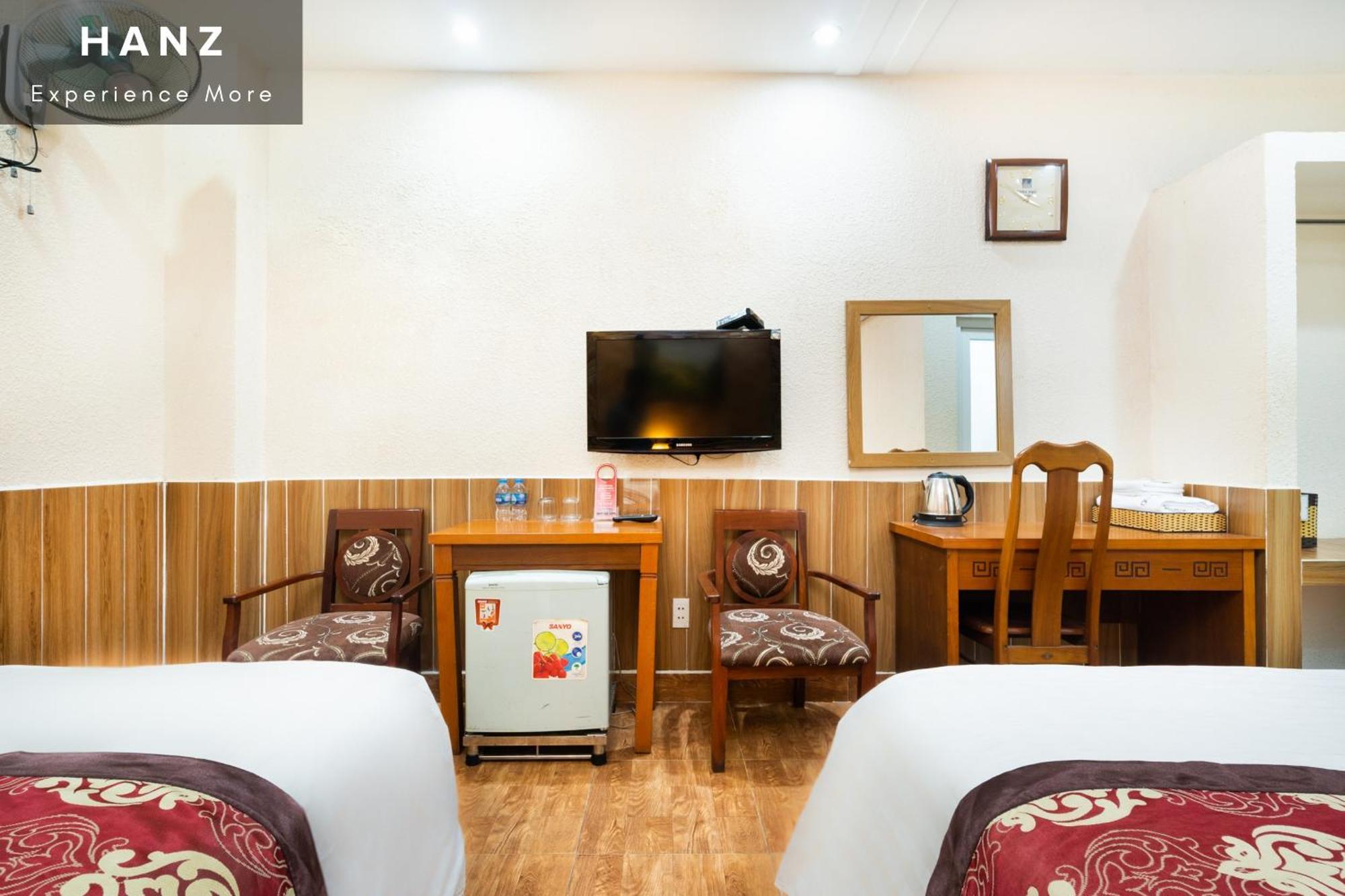 HANZ Queen Hotel Tan Binh Ho-Chi-Minh-Stadt Exterior foto